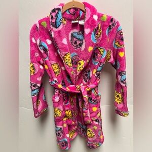 SHOPKINS GIRLS PLUSH PINK ROBE W/COLORFUL SHOPKINS CHARACTERS
SIZE 10-12